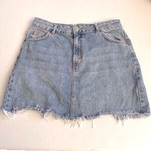 TOPSHOP MOTO DENIM SKIRT SIZE 8